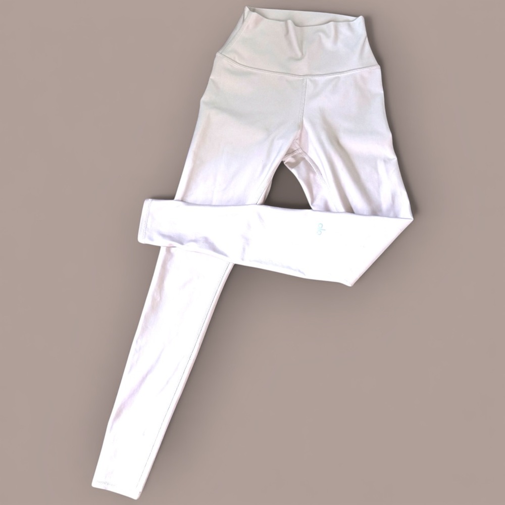 Alo Yoga High-Waist Performance Leggings In Pale Rose